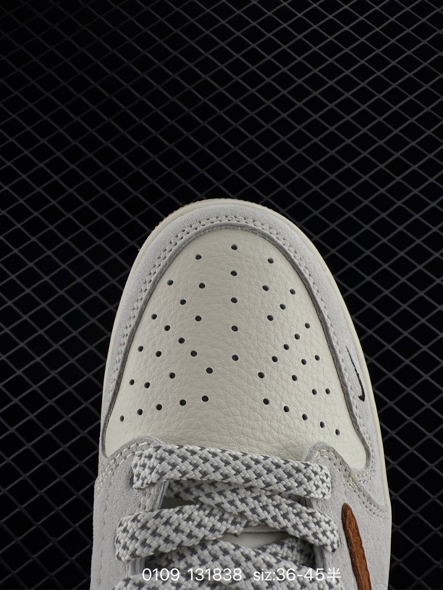 Travis Scott x Air Jordan 1 ” Reverse Mocha “